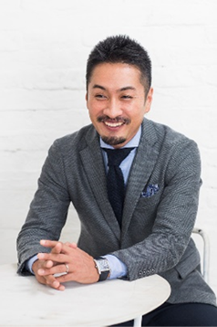 代表取締役内藤哲也（ないとうてつや）写真